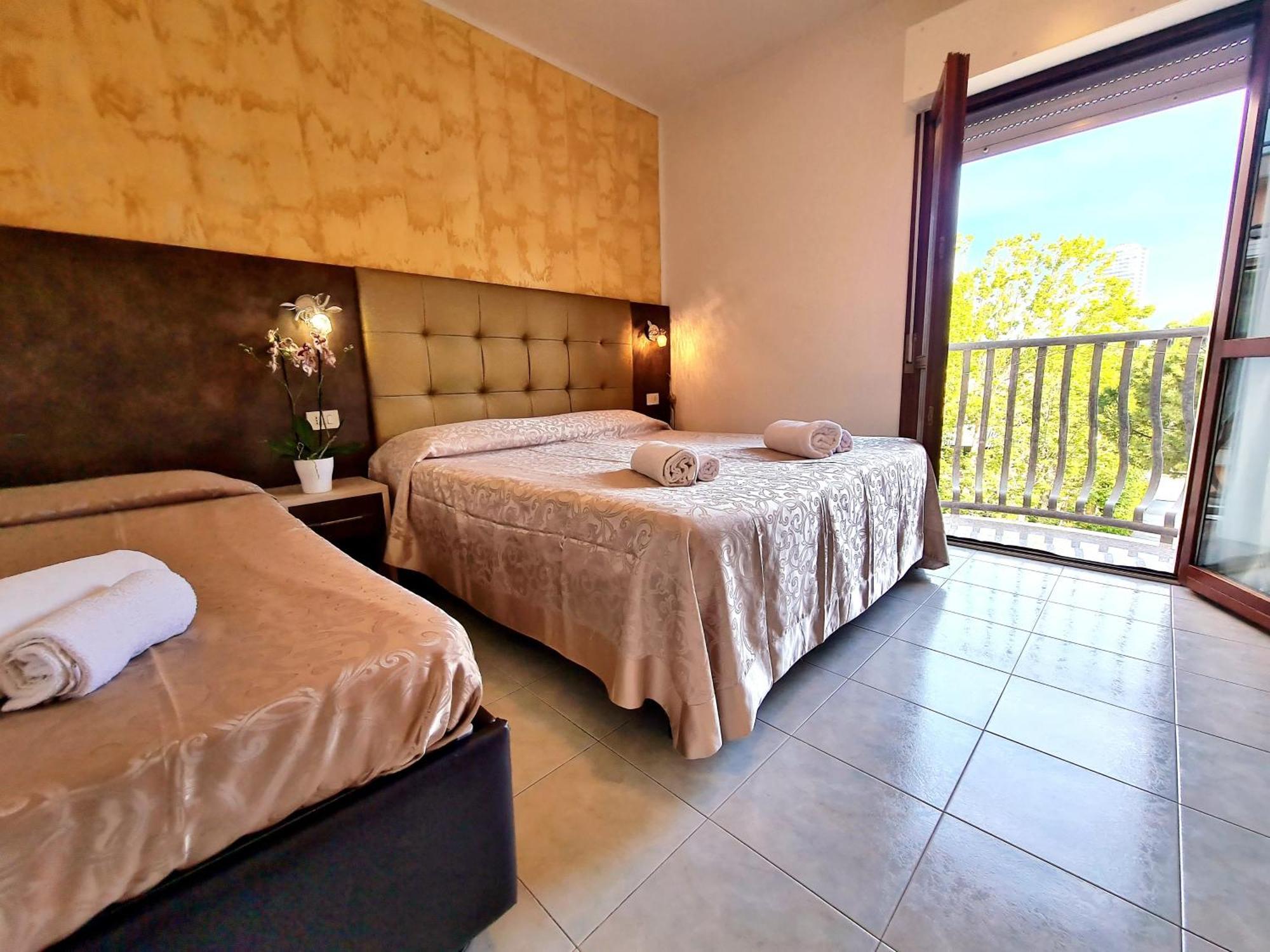 Hotel Laura Cesenatico Cameră foto